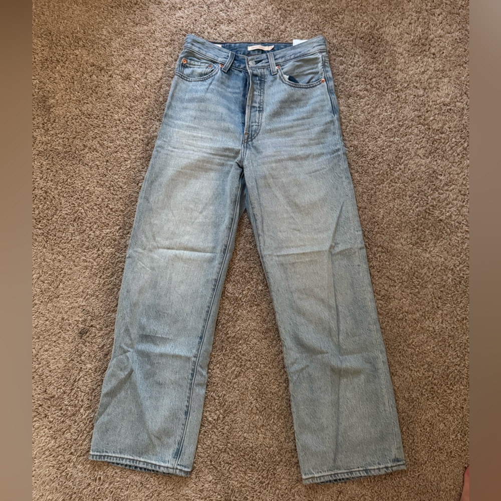 Levi's | The Ribcage Straight Jean